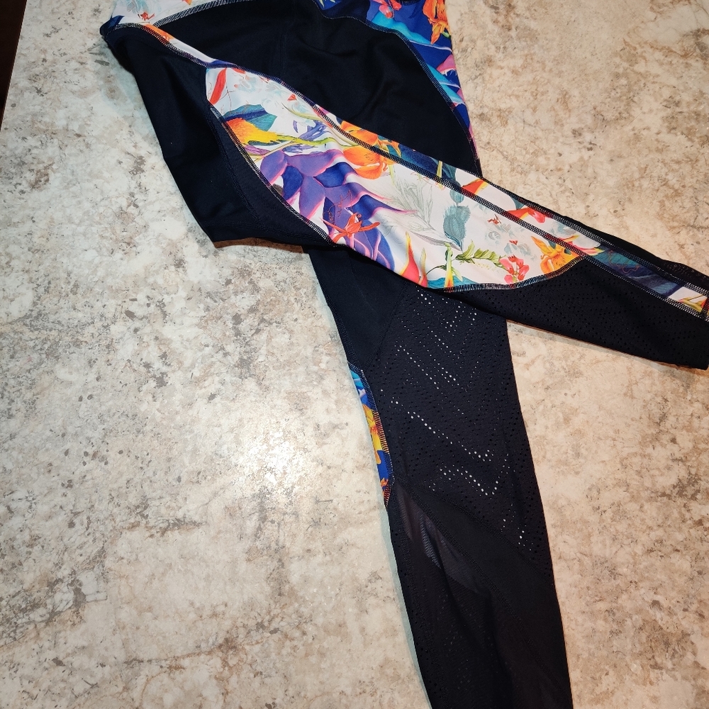 ATHLETA leggings